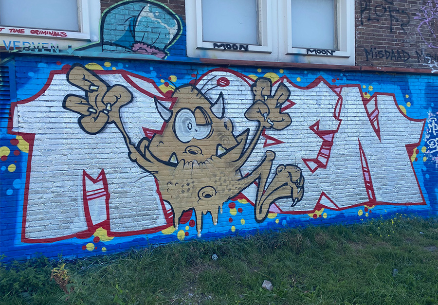 moon, ndsm, graffiti, amsterdam
